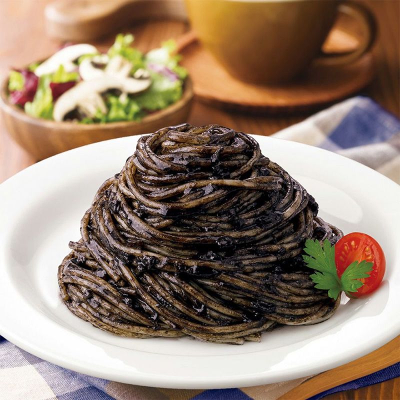 パスタボーノ】黒トリュフと完熟トマトのイカスミソース／パスタソース